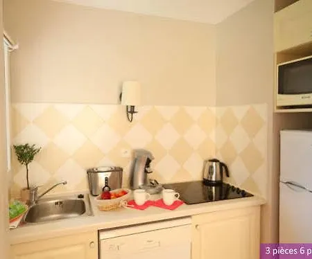 Pierre & Cannes Hotel 3*